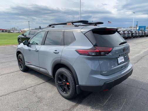 Boulder Gray Pearl 2026 Nissan Rogue Rock Creek
