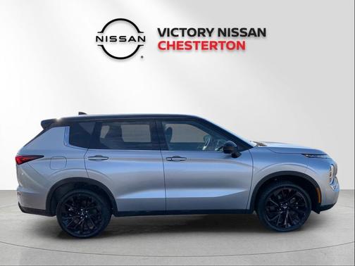 2023 Mitsubishi Outlander SEL Black Edition S-AWC