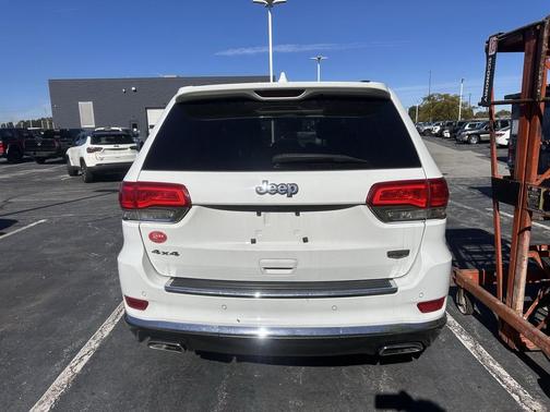2017 Jeep Grand Cherokee Summit