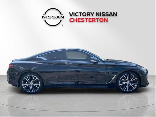 Black Obsidian 2018 INFINITI Q60 3.0T LUXE