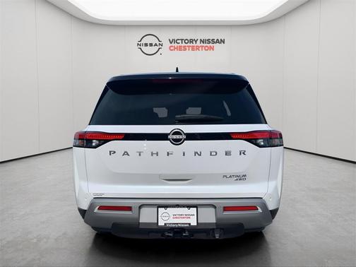 2025 Nissan Pathfinder Platinum 4WD