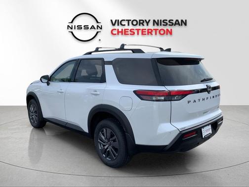 White Pearl 2026 Nissan Pathfinder SV