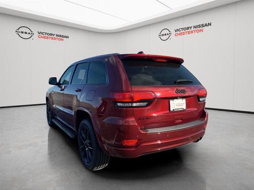 2022 Jeep Grand Cherokee Laredo