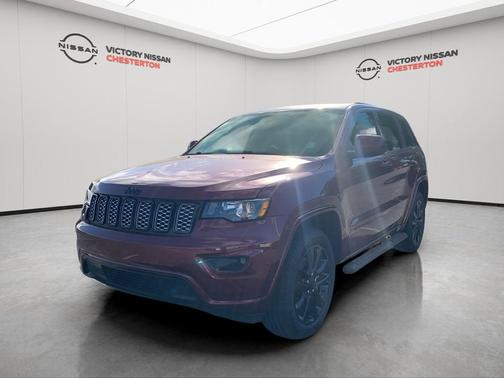 2022 Jeep Grand Cherokee Laredo