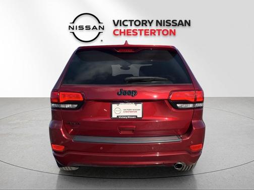 2022 Jeep Grand Cherokee Laredo