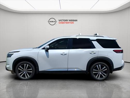 2025 Nissan Pathfinder Platinum 4WD