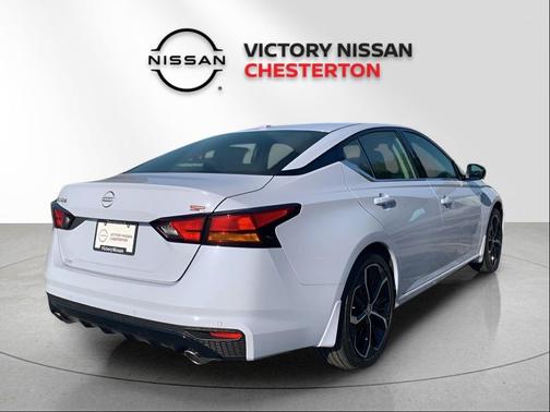 2025 Nissan Altima SR FWD