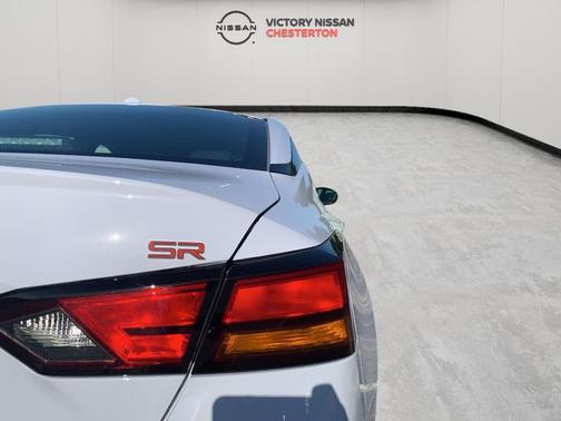 2025 Nissan Altima SR FWD