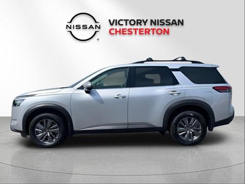 2025 Nissan Pathfinder SV 4WD