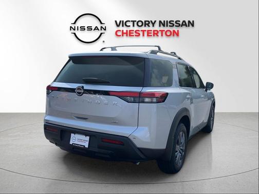 2025 Nissan Pathfinder SV 4WD