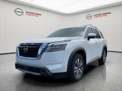 2025 Nissan Pathfinder SL 4WD