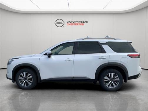 2025 Nissan Pathfinder SL 4WD