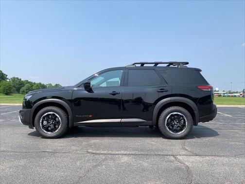 2025 Nissan Pathfinder Rock Creek 4WD