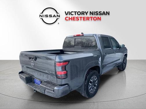 2024 Nissan Frontier SL