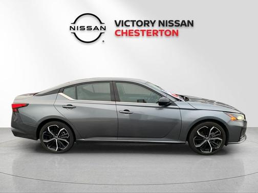 2023 Nissan Altima SR FWD