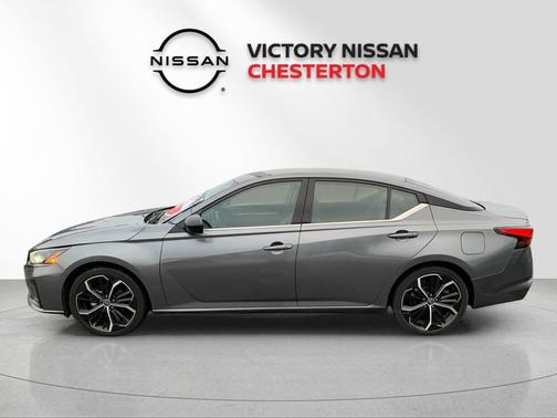 2023 Nissan Altima SR FWD