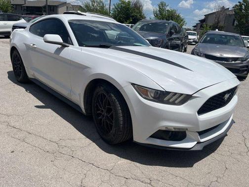 2015 Ford Mustang V6