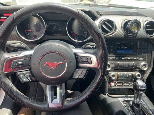 2015 Ford Mustang V6