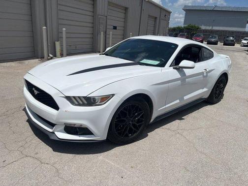 2015 Ford Mustang V6