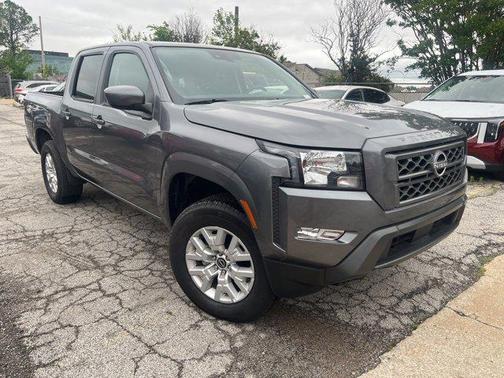 2024 Nissan Frontier SV