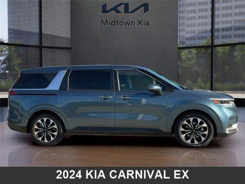 2024 Kia Carnival EX