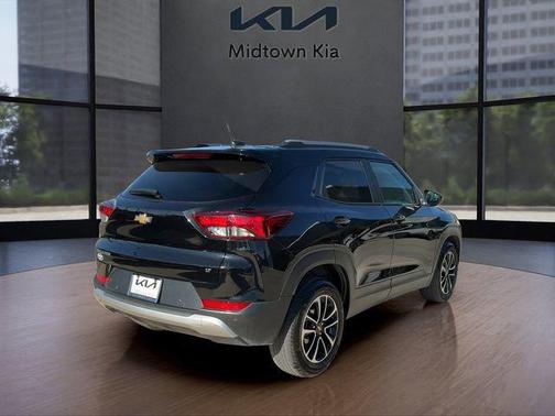 Mosaic Black Metallic 2024 Chevrolet Trailblazer LT