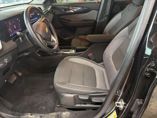 Mosaic Black Metallic 2024 Chevrolet Trailblazer LT