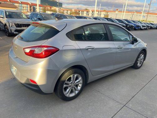 2019 Chevrolet Cruze LS