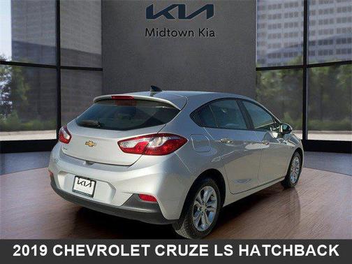 2019 Chevrolet Cruze LS