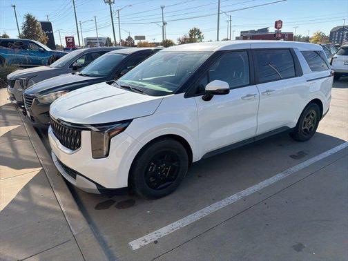 2025 Kia Carnival LXS