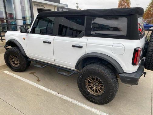 2021 Ford Bronco Badlands
