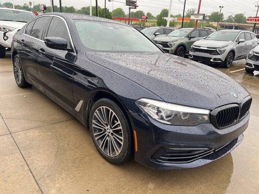 2020 BMW 530 530i