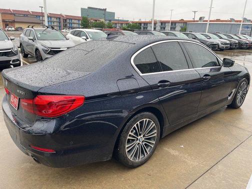 2020 BMW 530 530i