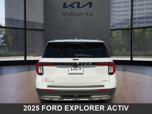 2025 Ford Explorer Active