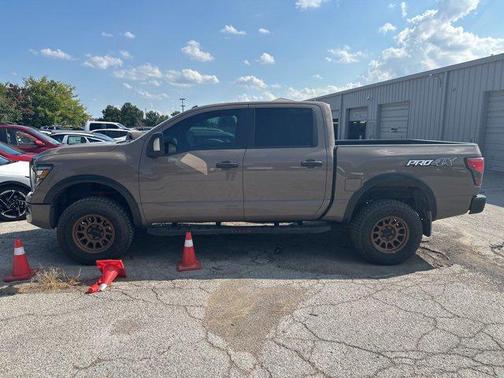 2021 Nissan Titan PRO-4X