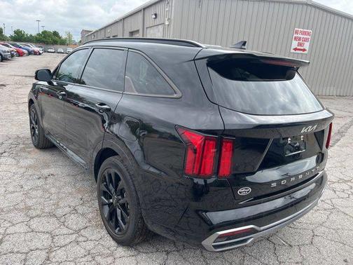2022 Kia Sorento SX