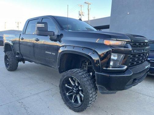 2022 Chevrolet Silverado 2500 Custom