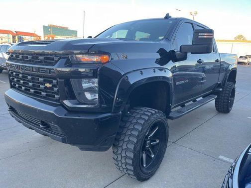 2022 Chevrolet Silverado 2500 Custom