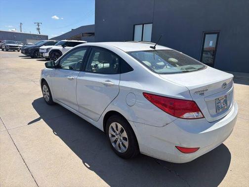 Chalk White 2017 Hyundai Accent SE