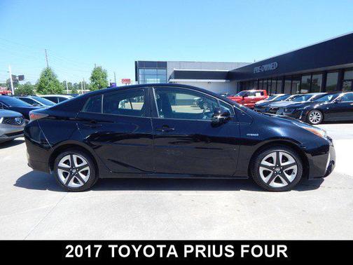 2017 Toyota Prius Four