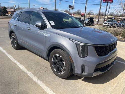 2024 Kia Sorento S