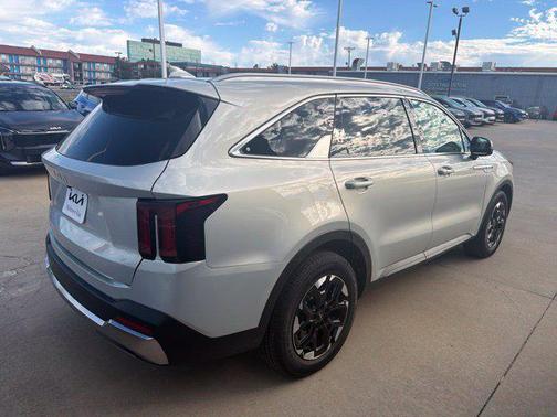 Ivory Silver 2026 Kia Sorento S
