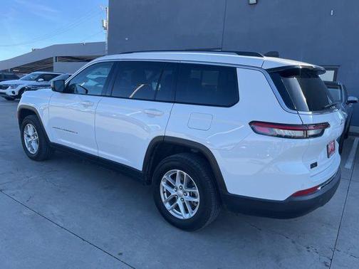 2024 Jeep Grand Cherokee L Laredo