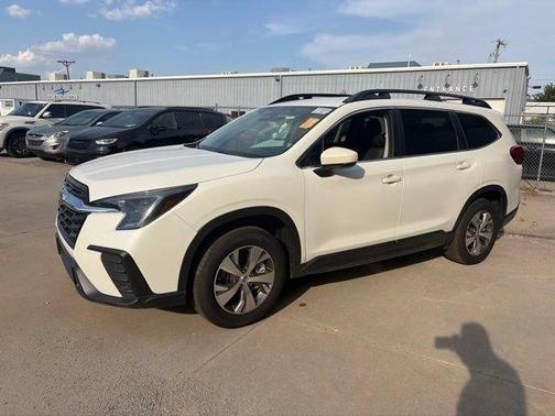 Crystal White Pearl 2025 Subaru Ascent Premium 7-Passenger