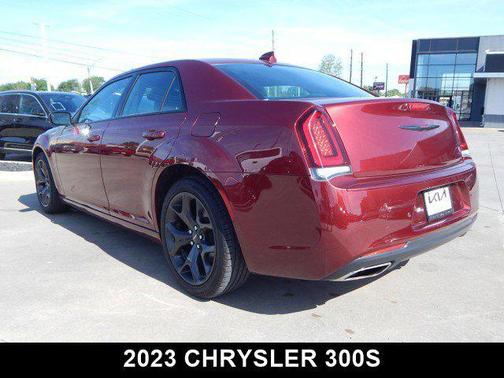2023 Chrysler 300 S
