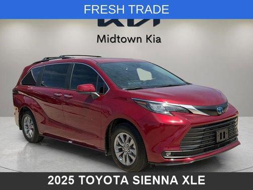 Ruby Flare Pearl 2025 Toyota Sienna XLE