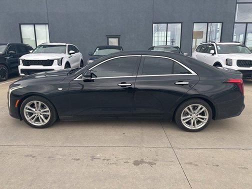 2023 Cadillac CT4 Luxury