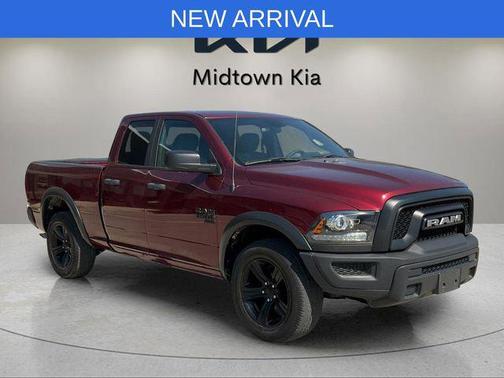 Delmonico Red Pearlcoat 2022 RAM 1500 Classic Warlock