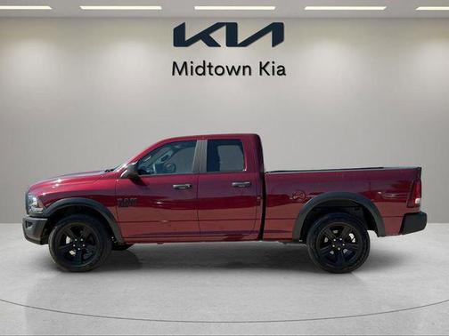 Delmonico Red Pearlcoat 2022 RAM 1500 Classic Warlock
