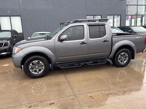 2020 Nissan Frontier PRO-4X